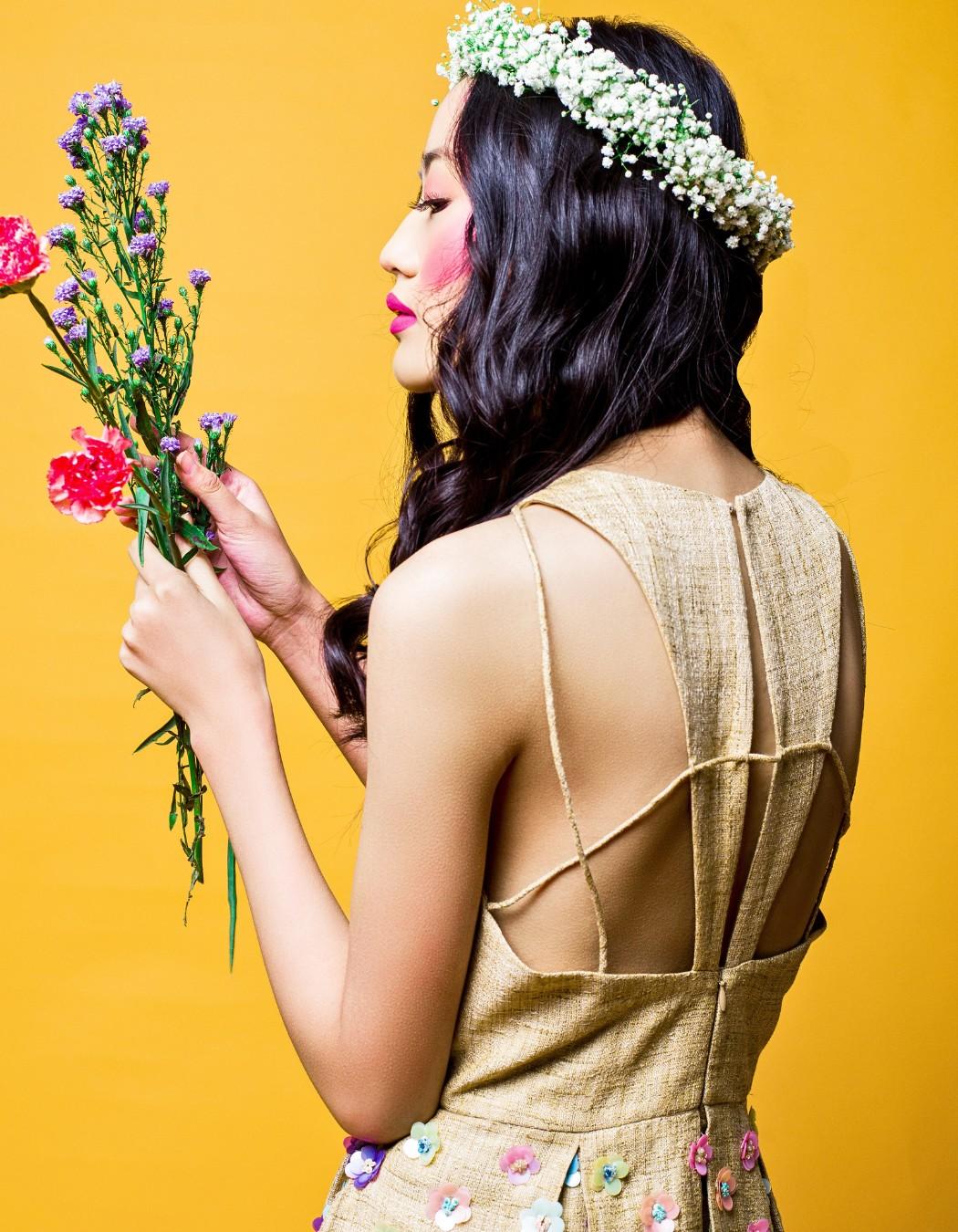 Beige Box Pleated Short Dress